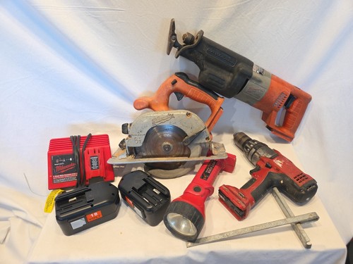 Milwaukee v18 set sawzall - set.,